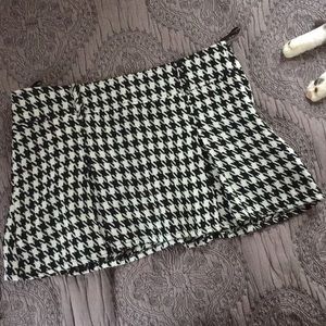 Forever 21 Mini Skirt houndstooth New With Tags